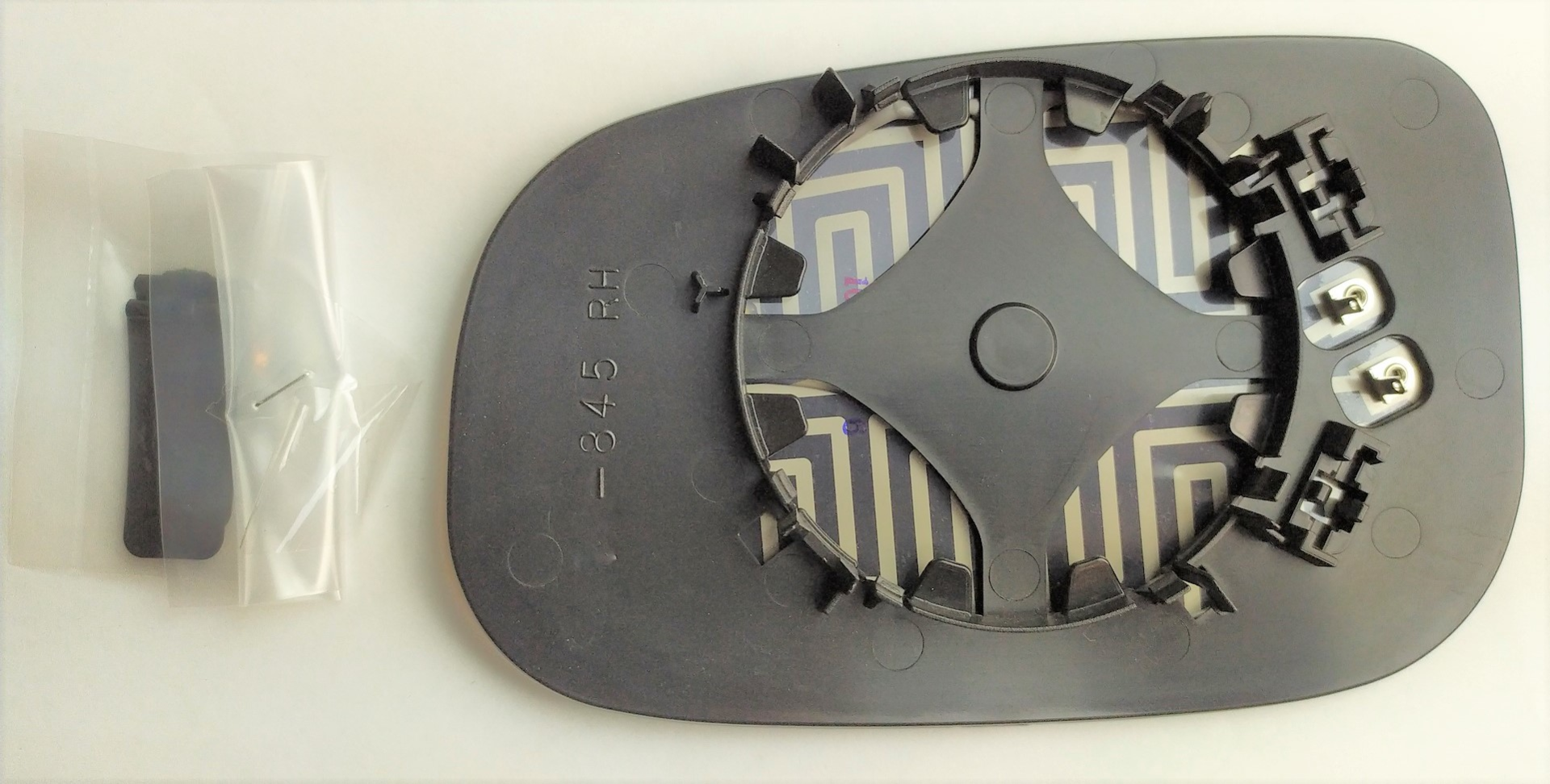 AYNA CAMI VOLVO S40 S60 S80 V50 C30 (C70 2008- V70 2007-) 2006-2009 ISITMALI SAĞ