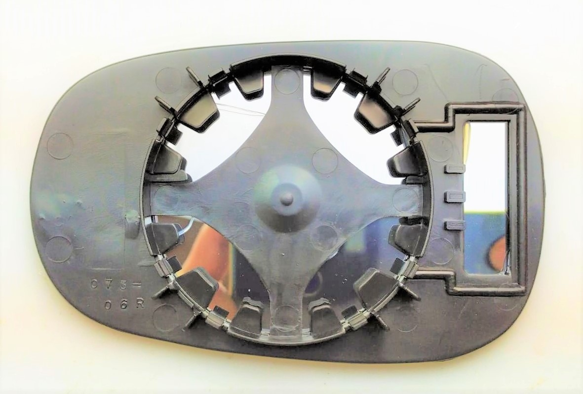 AYNA CAMI RENAULT CLİO (MEGANE SCENİC 96-) 1998-2005 SAĞ