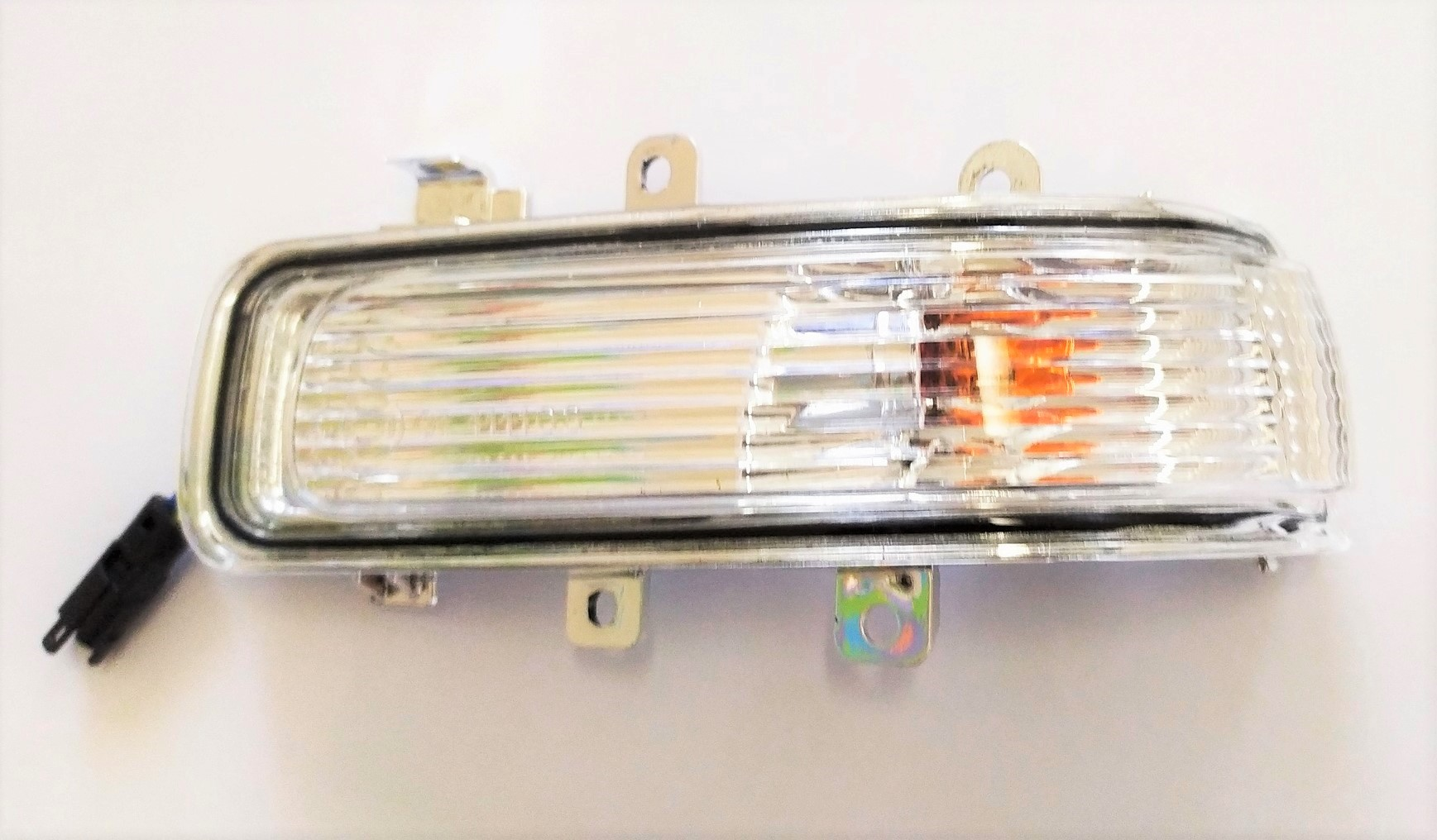 AYNA SİNYALİ AYNA SİNYALİ TOYOTA HILUX VIGO 2012-2015 SOL