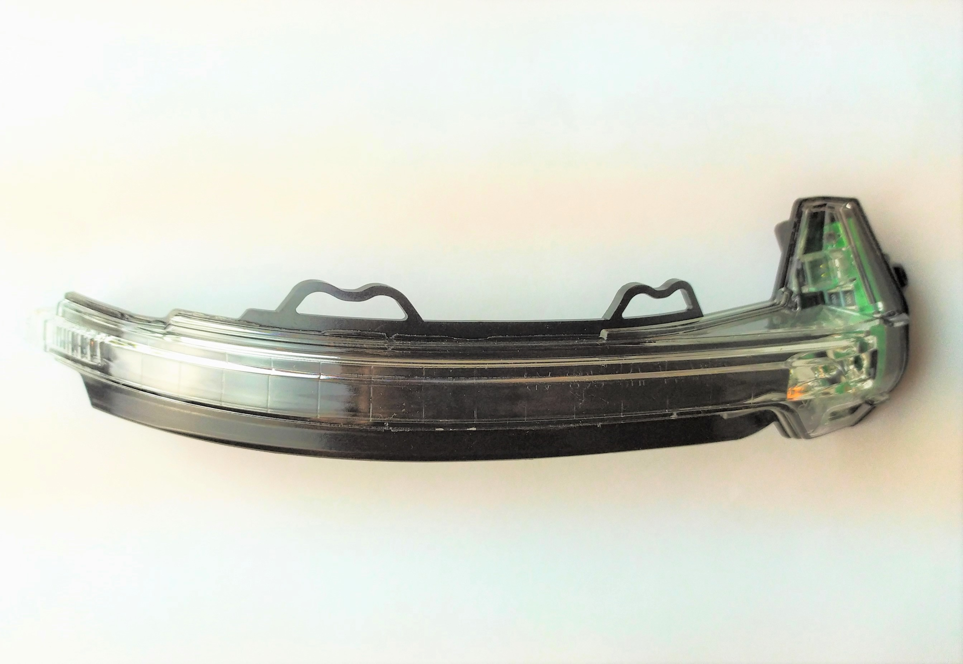 AYNA SİNYALİ AYNA SİNYALİ AUDİ A4-A5 2015- SAĞ