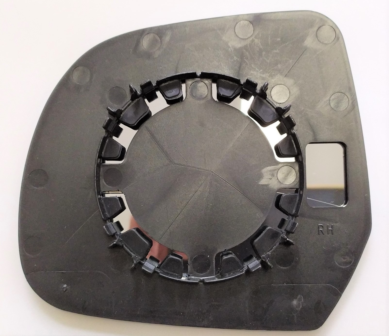 AYNA CAMI DACIA-NİSSAN DOKKER LODGY (DUSTER 2010-2013) (MİCRA K13 2012-2016 )2013- SAĞ