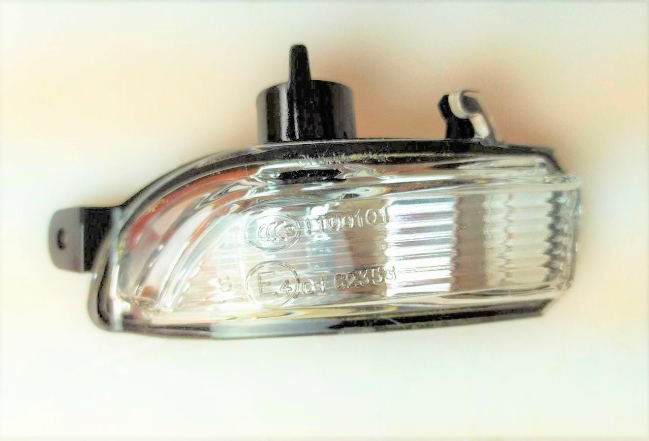 AYNA SİNYALİ AYNA SİNYALİ SKODA-SEAT FABİA TOLEDO RAPİD 2015- SAĞ