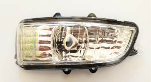 AYNA SİNYALİ AYNA SİNYALİ VOLVO C30 C70 (S40 V50 2008-2012)(S60 2007-2009)(S80 2007-2011)(V70 2007-2011)(V40 2012-)  AMPULLÜ TİP SOL