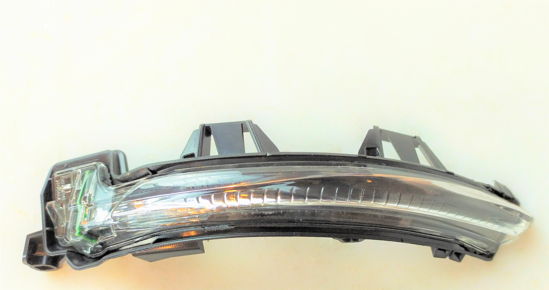 AYNA SİNYALİ AYNA SİNYALİ VOLVO S60 V60 XC40 (S90 V90 2017-) 2019- SOL