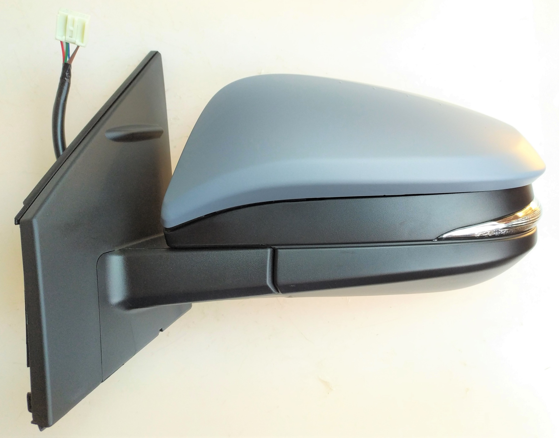 DIŞ DİKİZ AYNA TOYOTA RAV 4 2013-2019 ELEKTRİKLİ KATLANIR ISITMALI ASTARLI SİNYALLİ KARE SOKET SOL