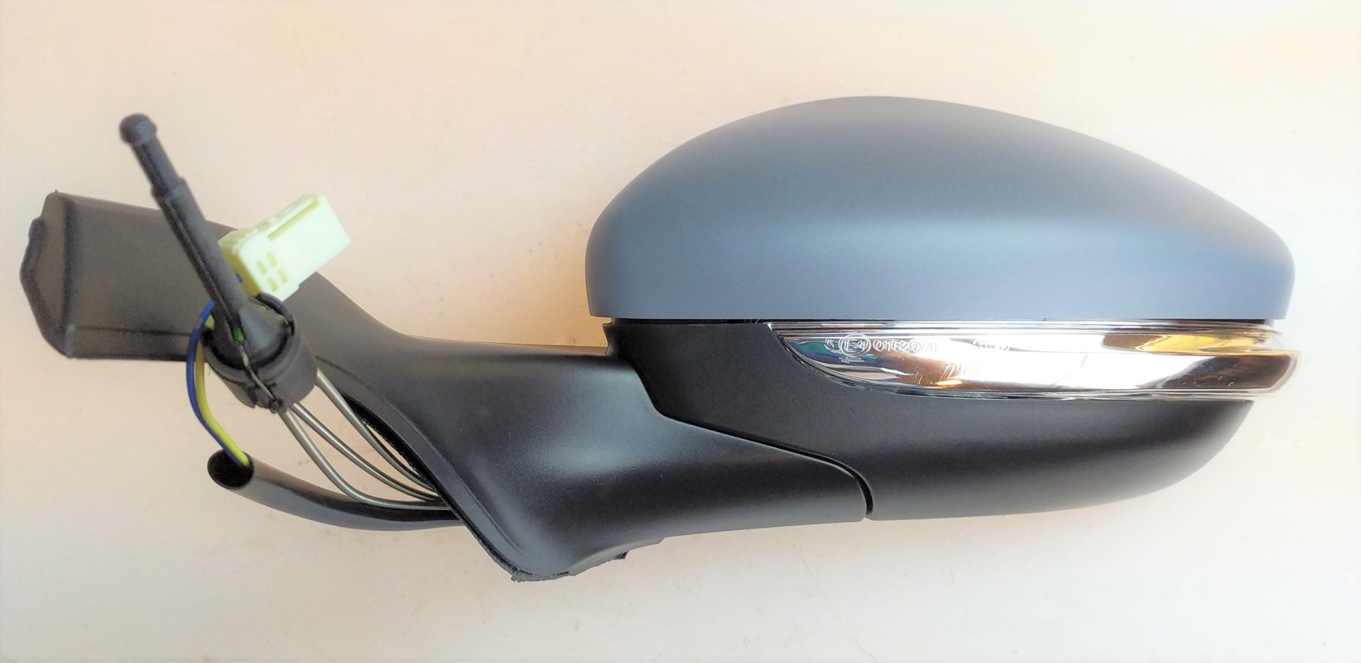 DIŞ DİKİZ AYNA PEUGEOT 208-2008 2012- MEKANİK ASTARLI SİNYALLİ SOL