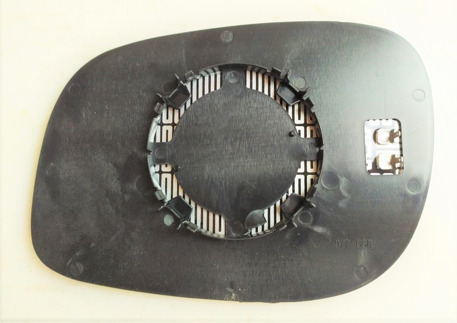 AYNA CAMI LAND ROVER FREELANDER 2000-2006 ISITMALI SAĞ ( DAR TİP )