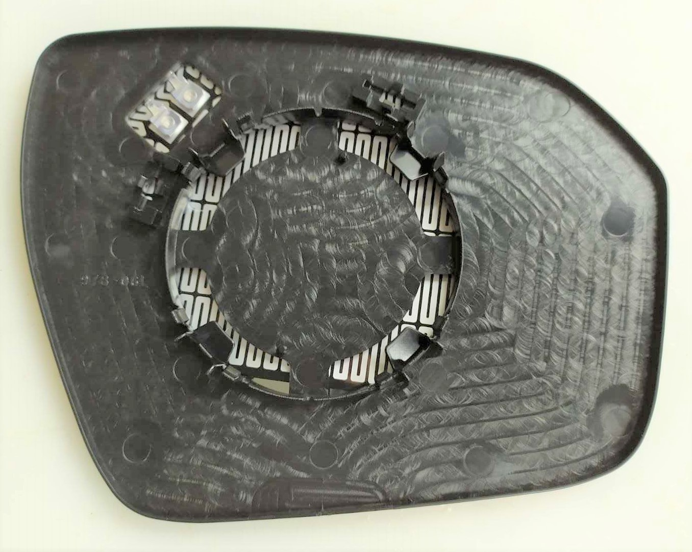 AYNA CAMI LAND ROVER RANGE ROVER EVOQUE 2012-2015 ISITMALI SOL