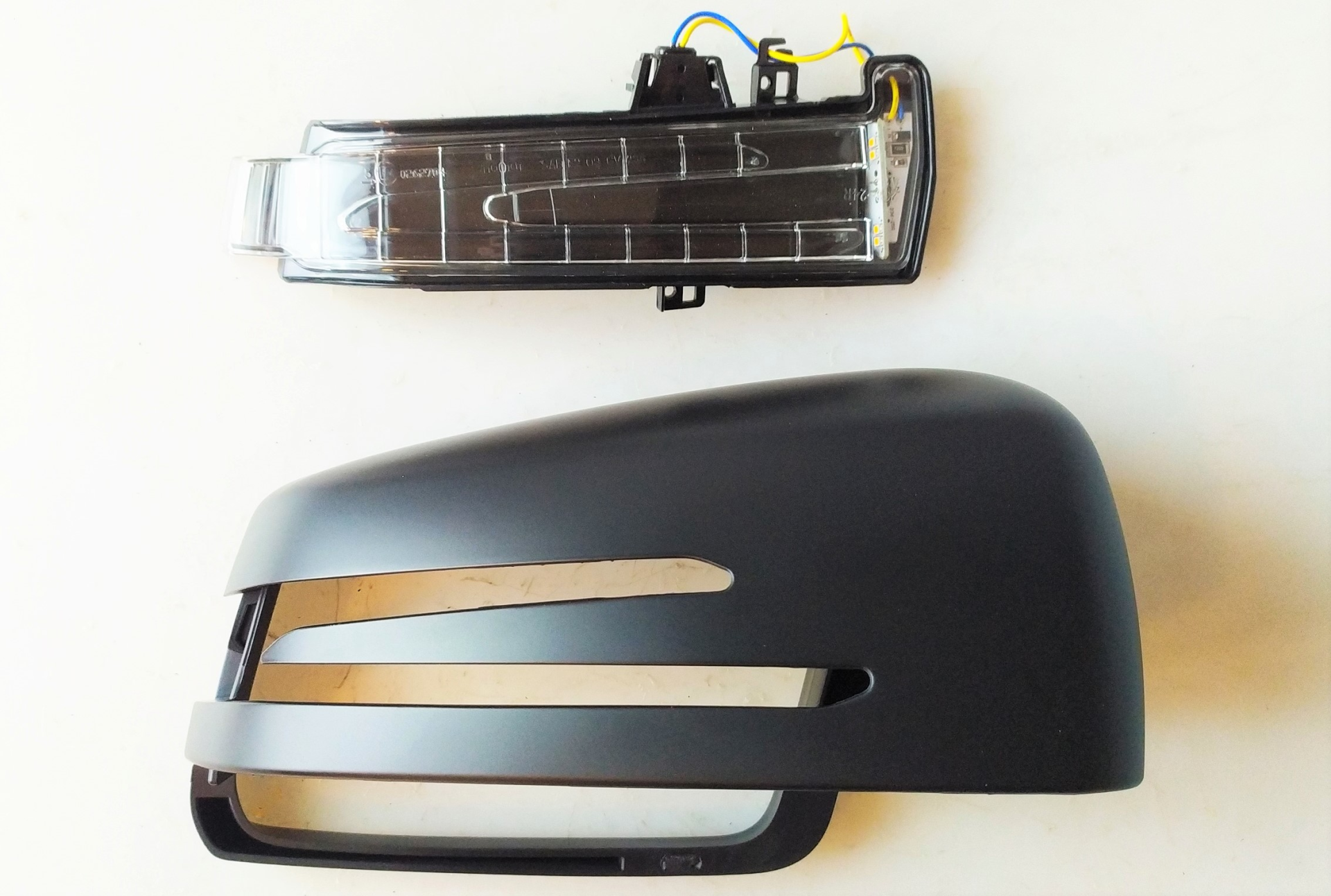 AYNA KAPAĞI MERCEDES W204 C204 C207 C-CLASS/ W221 S-CLASS/ W212 E-CLASS/ CL-CLASS C216/CLA CLASS C117 / E CLASS A207 / GLA CLASS X156 / A CLASS W176 / B-CLASS W242 W246 2009- SİNYALLİ SAĞ